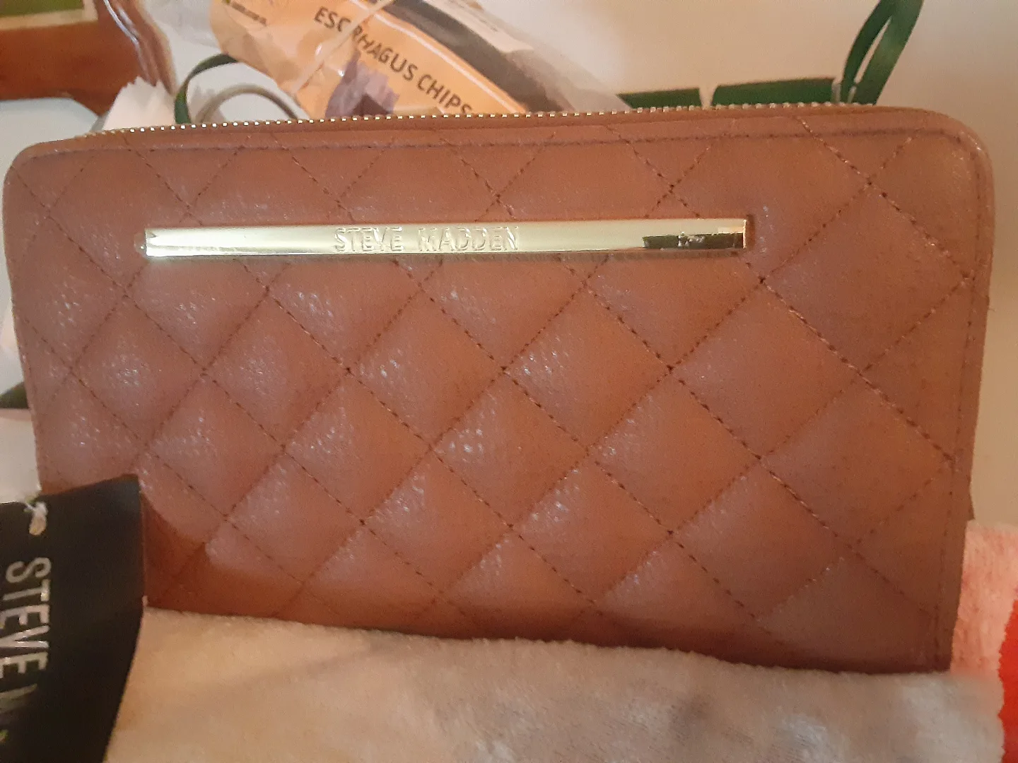 Steve Madden Brown Quilted Wallet image indicator(2)