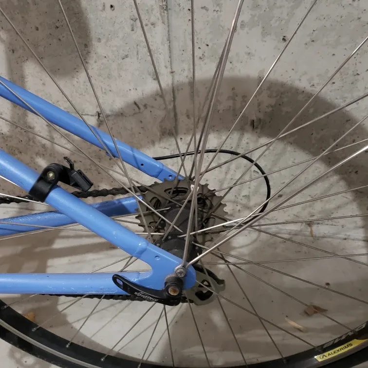 Used ladies' GT Eclipse hybrid bike image indicator(5)