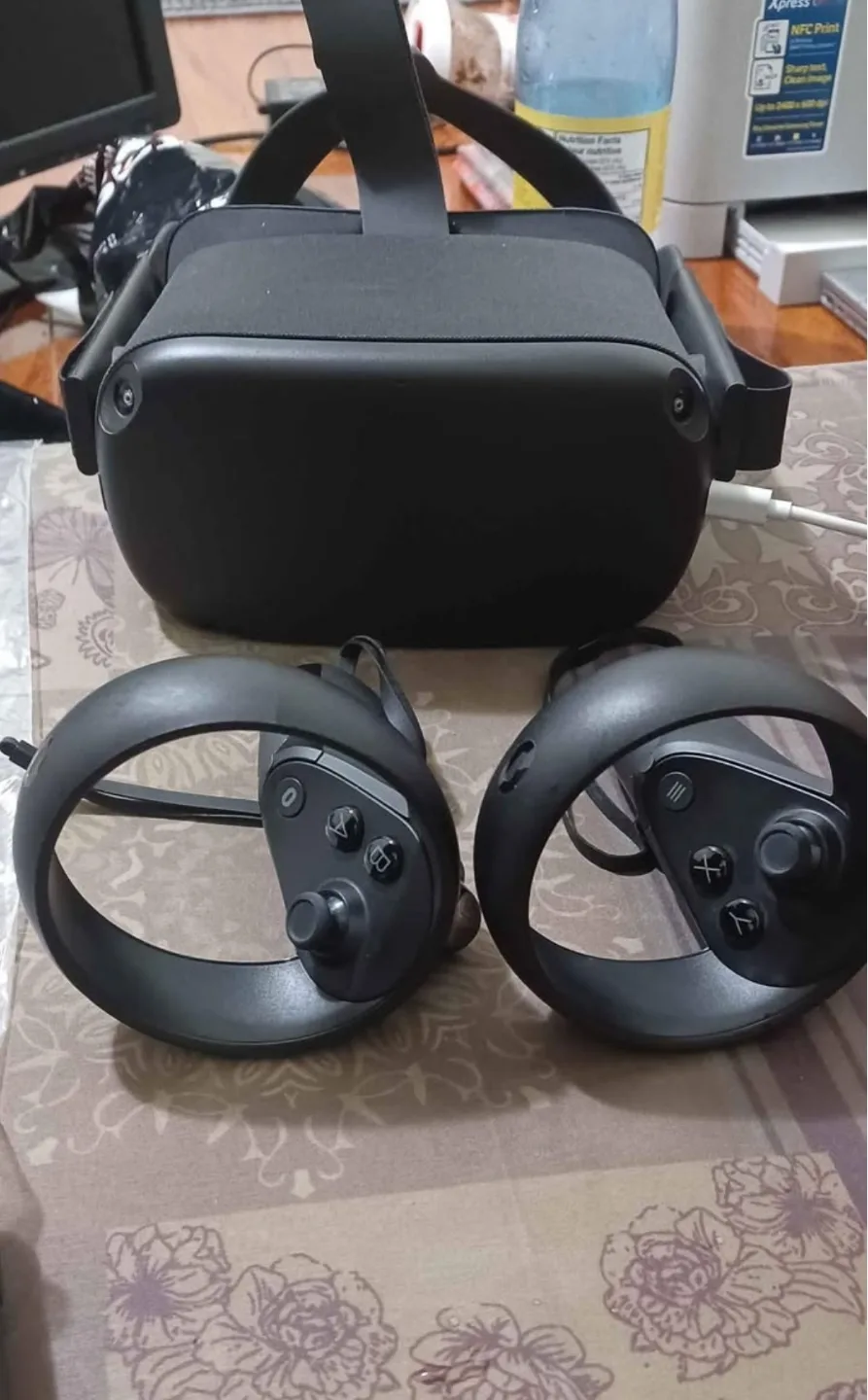Free Oculus Quest 1 thumbnail