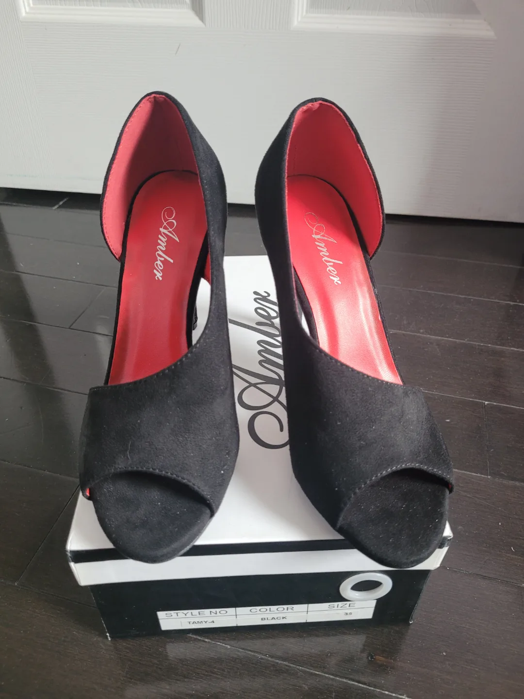 Amber Women's Black Peep-Toe Heels - Size 35 image indicator(4)