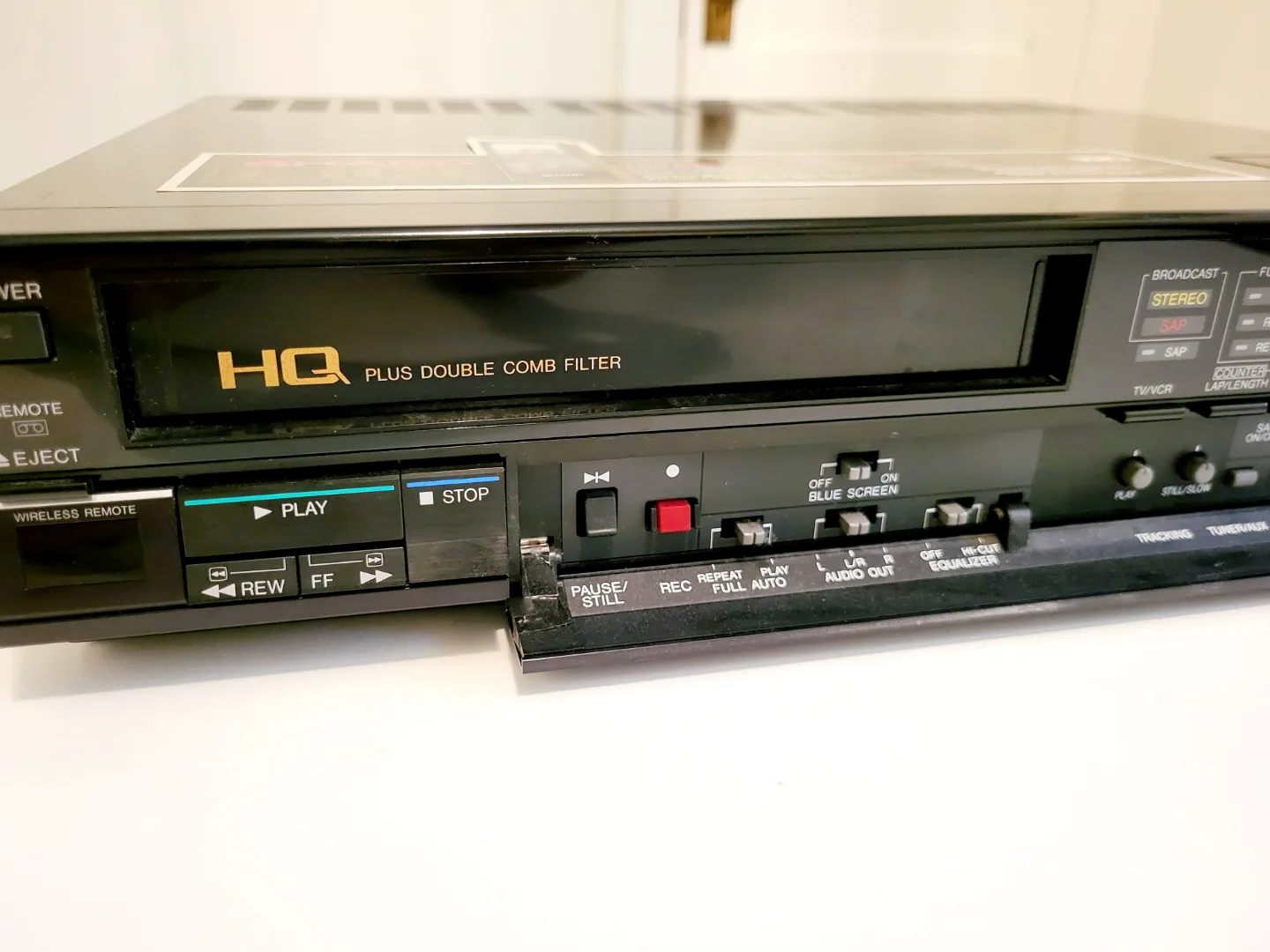 Sharp VHS Player Video Cassette Recorder - Made in Japan image indicator(4)