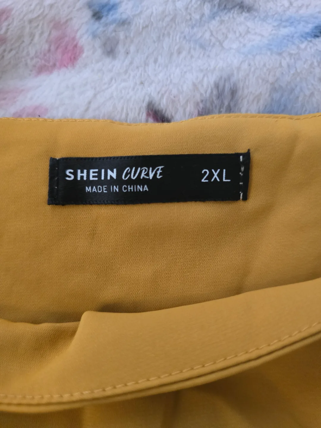 SHEIN CURVE Mustard Yellow Ruffled Tank Top - 2XL image indicator(2)