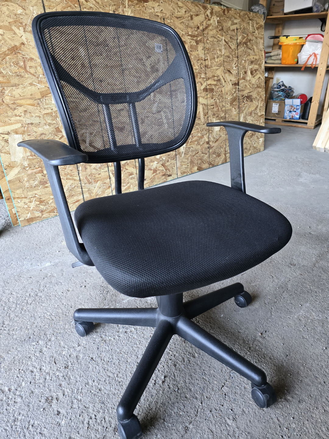 Black Mesh Office Chair