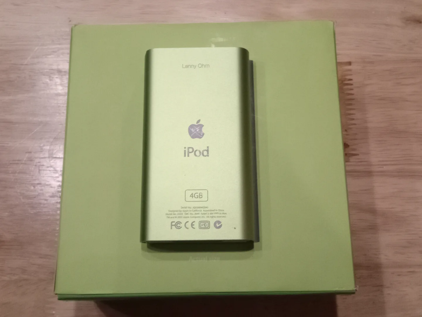 iPod with original box image indicator(5)