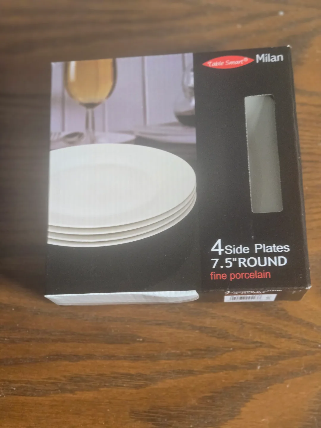 Brand new, 20-piece, dishware set. Still in their boxes. image indicator(2)