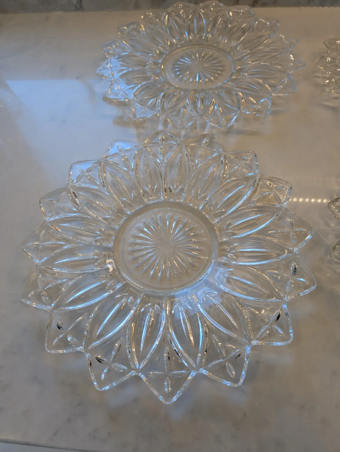 4 Federal Glass Petal Pattern Serving Dishes: 11.5 and 9 inches image indicator(4)