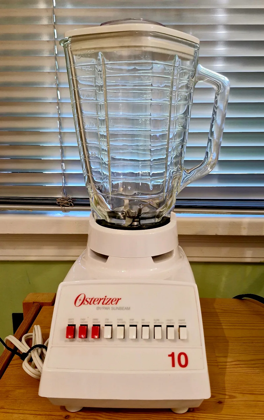 Powefull Osterizer by Sunbeam Blender - Model 10 thumbnail
