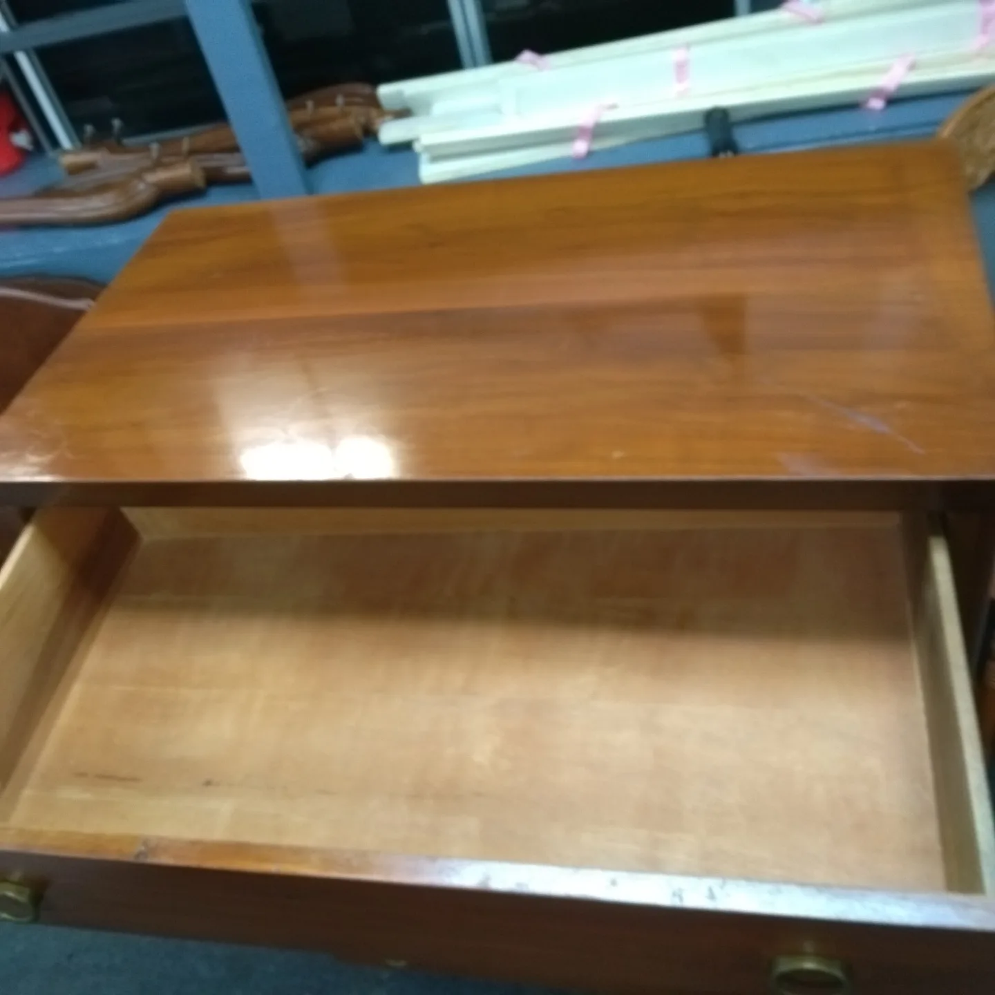 solid wood dresser image indicator(4)