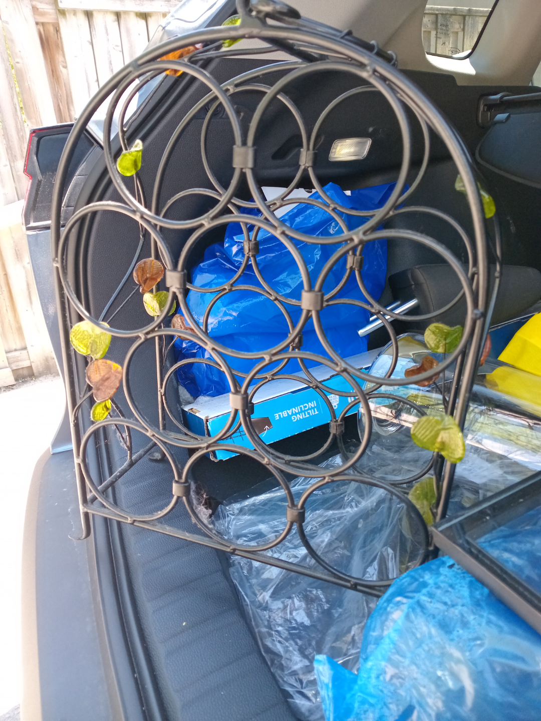 Metal Wine Rack with Leaf Accents