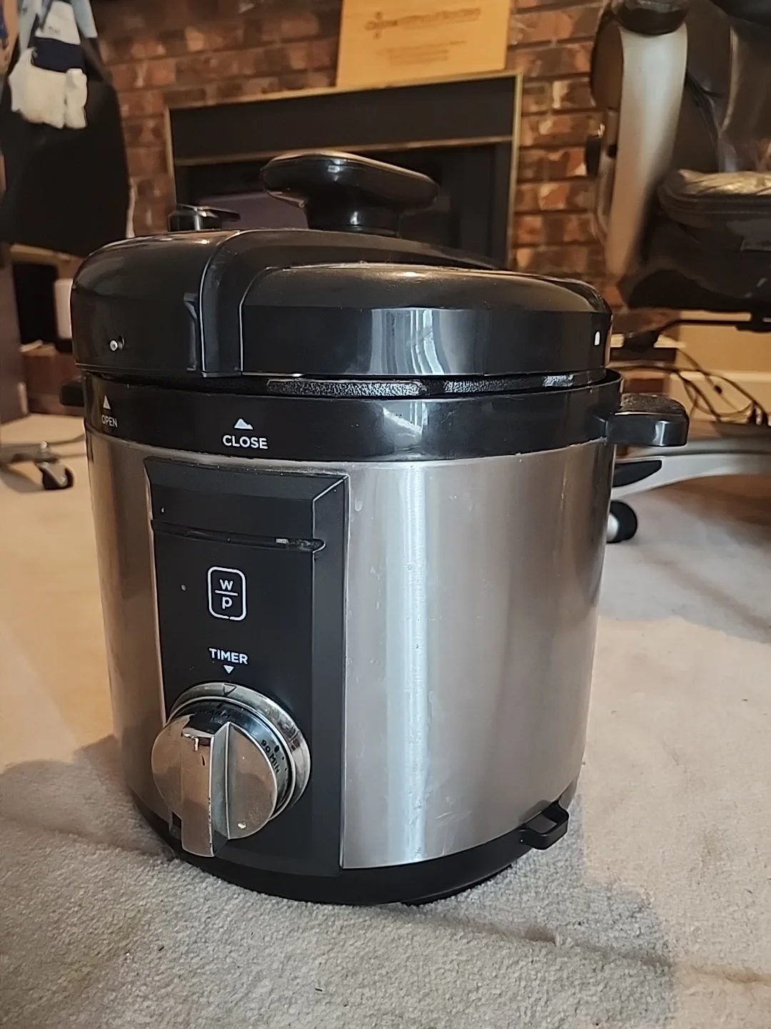 Used 6-Quart Pressure Cooker thumbnail
