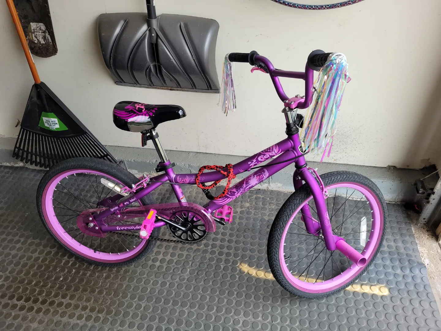 Girls Freestyle Bike Purple 20 inch Wheels thumbnail