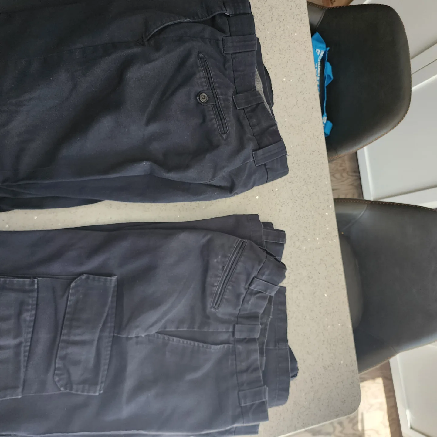 woman cargo /utility pants image indicator(4)