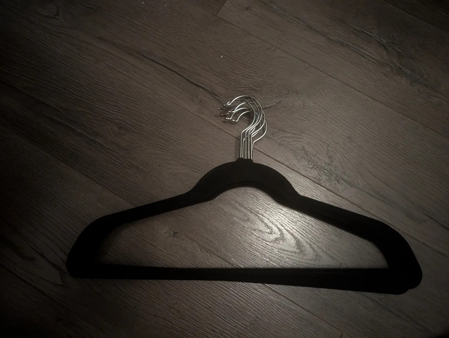 Black Velvet Hangers 58 thumbnail