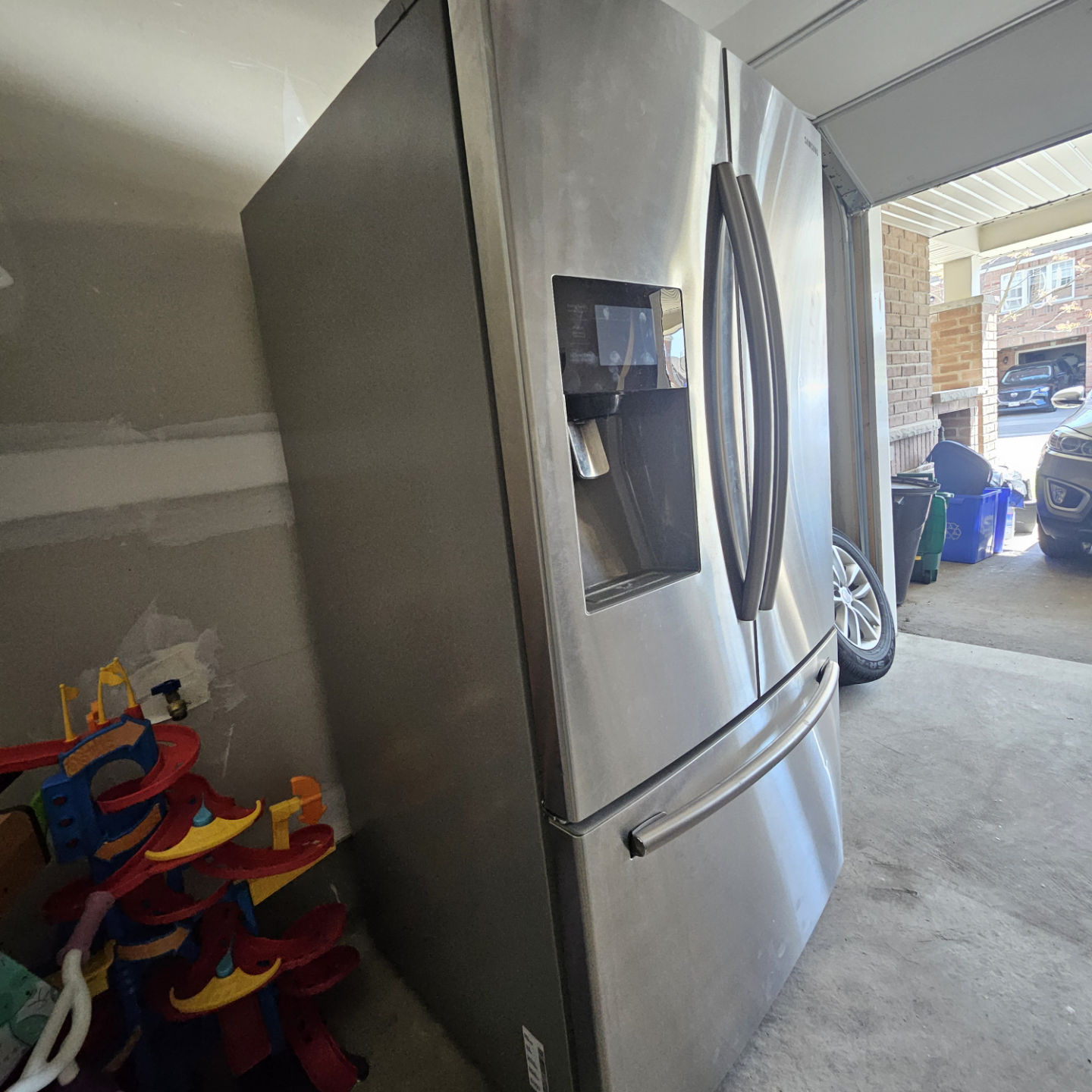 Samsung French Door Fridge - photo 2