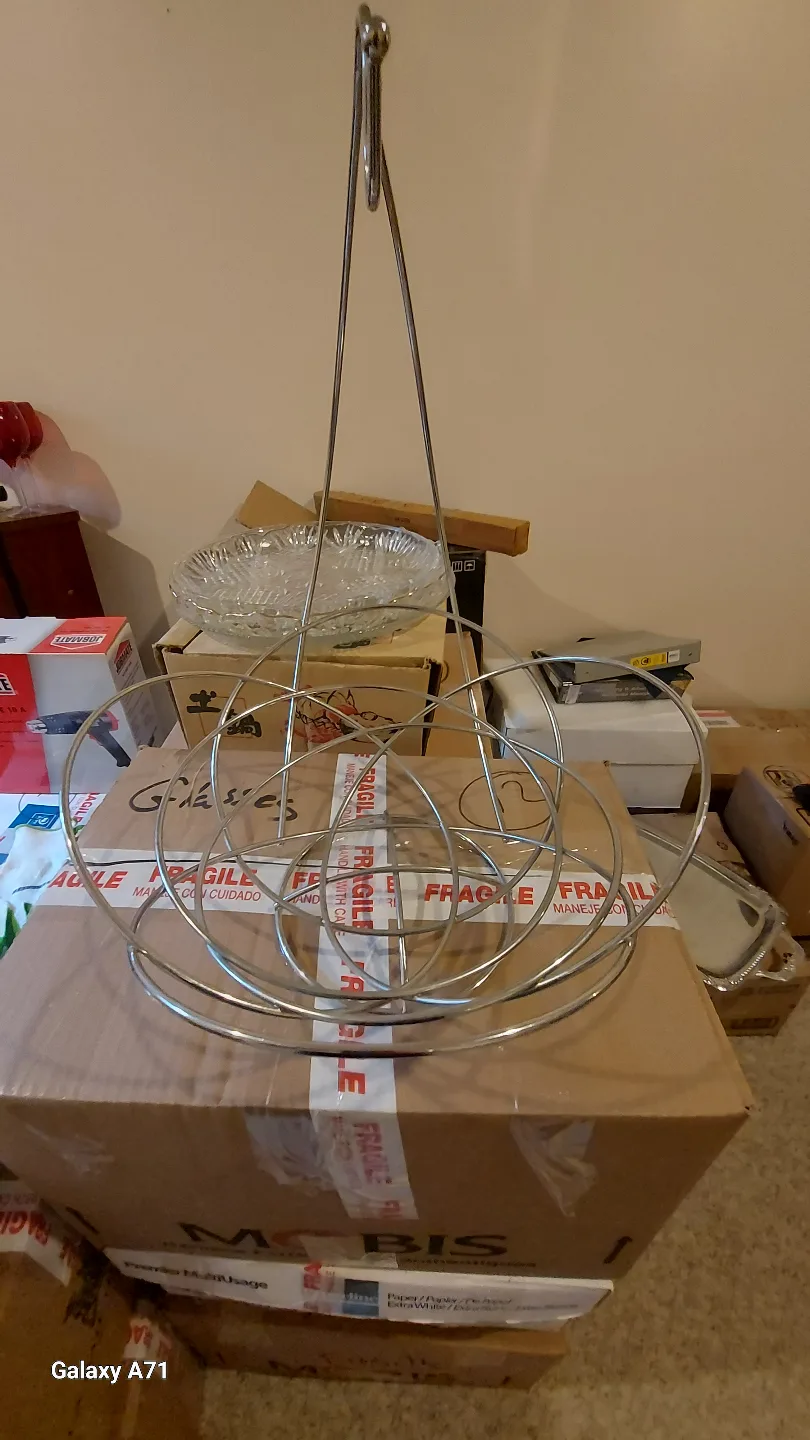 Chrome Wire Hanging Wine Rack image indicator(2)