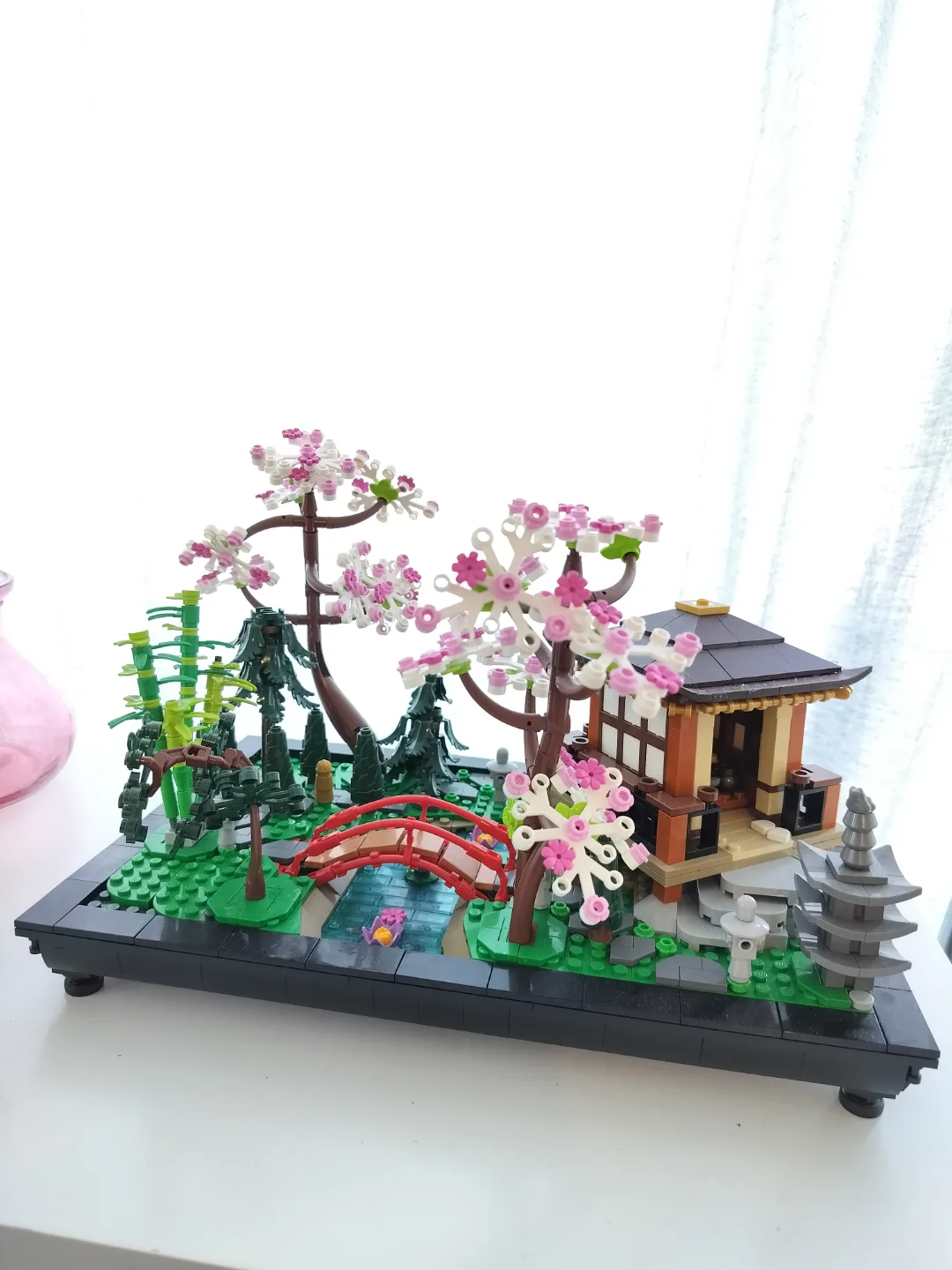 LEGO Japanese Tranquil Garden image indicator(4)