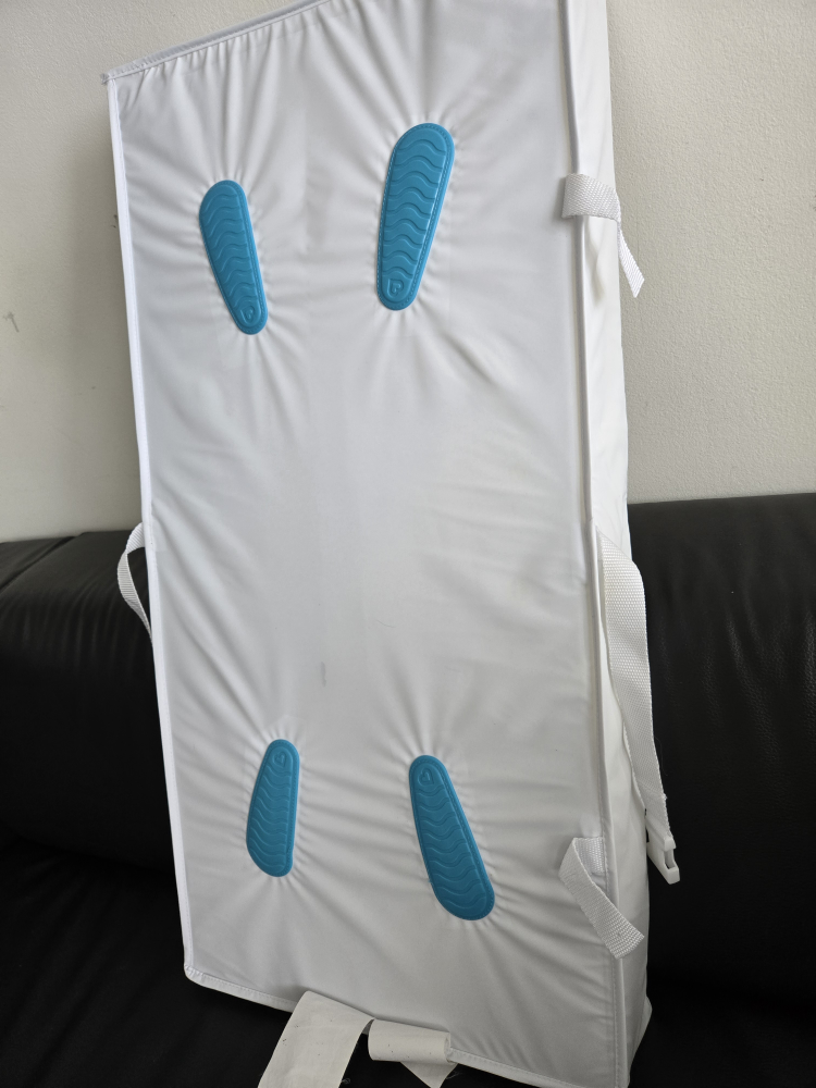White Padded Baby Changing Mat - photo 2