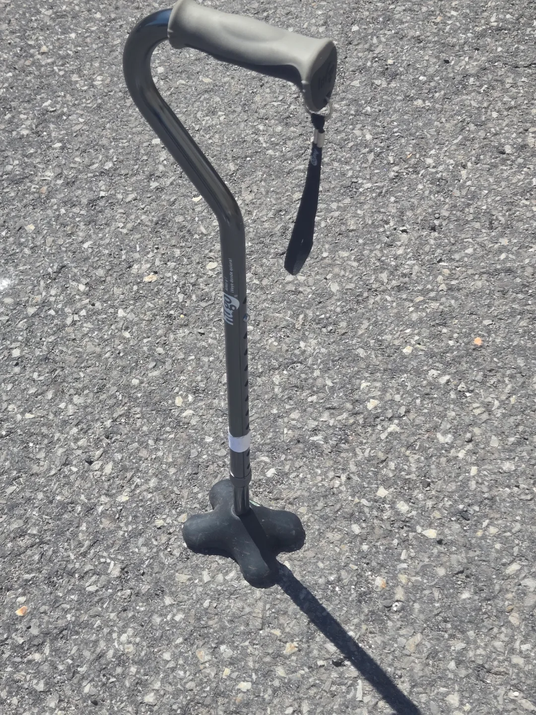 Drive Medical Adjustable Height Cane thumbnail