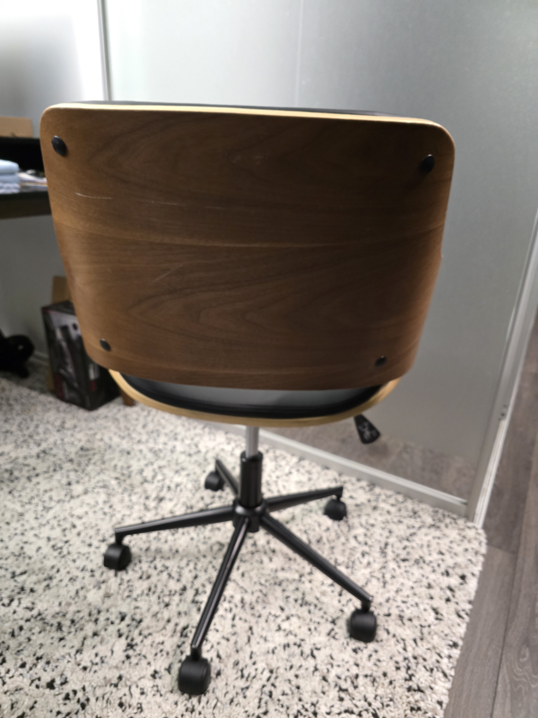 Modern Office Chair. $50 - photo 2