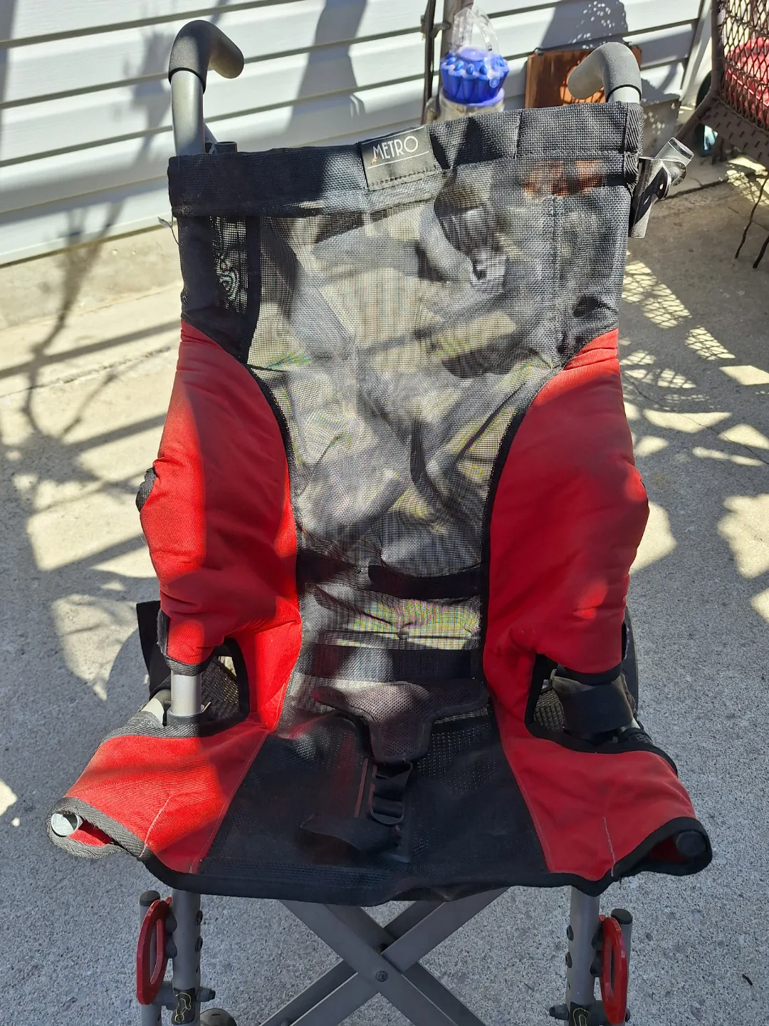 Wheelchair for teneger or elderly person image indicator(3)