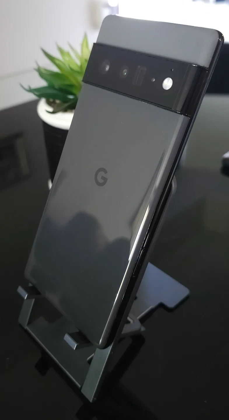 Google Pixel 6 Pro - Obsidian - Excellent Condition image indicator(3)