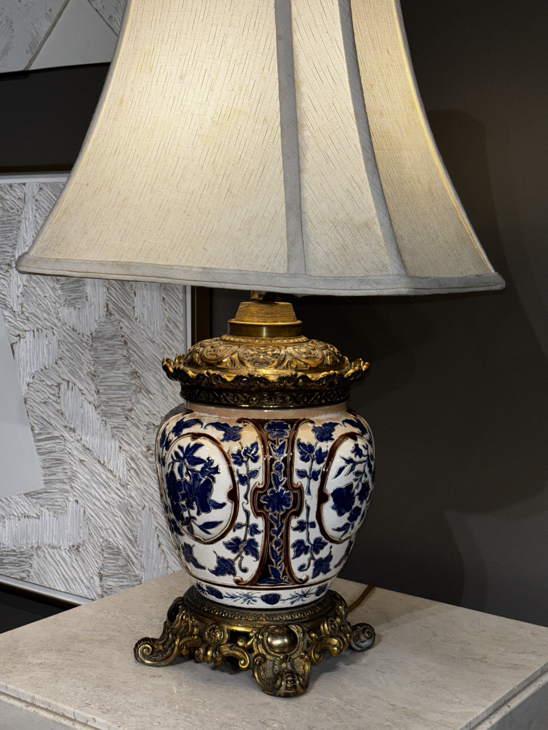 Antique porcelain and bronze blue and white table lamp