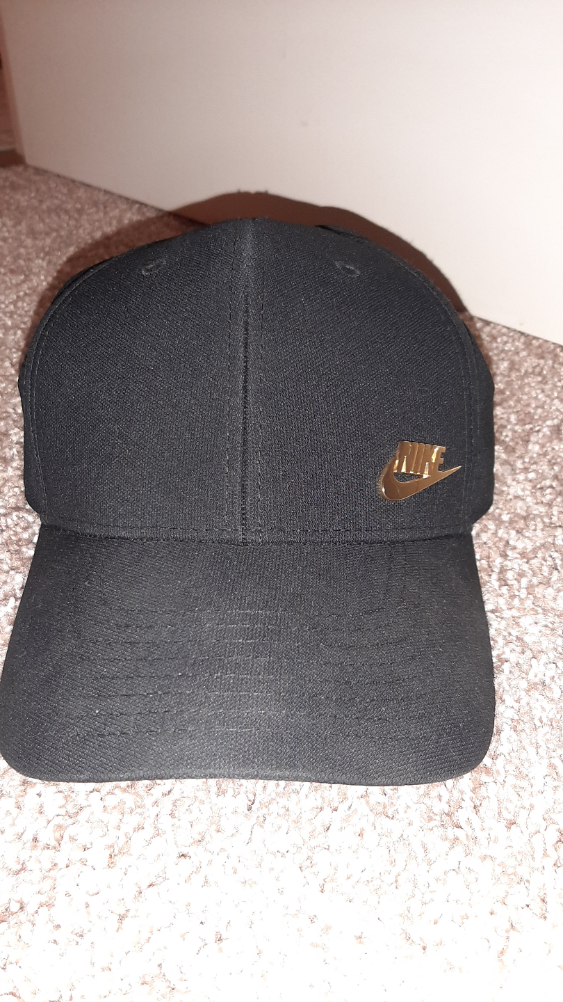 hat - photo 5