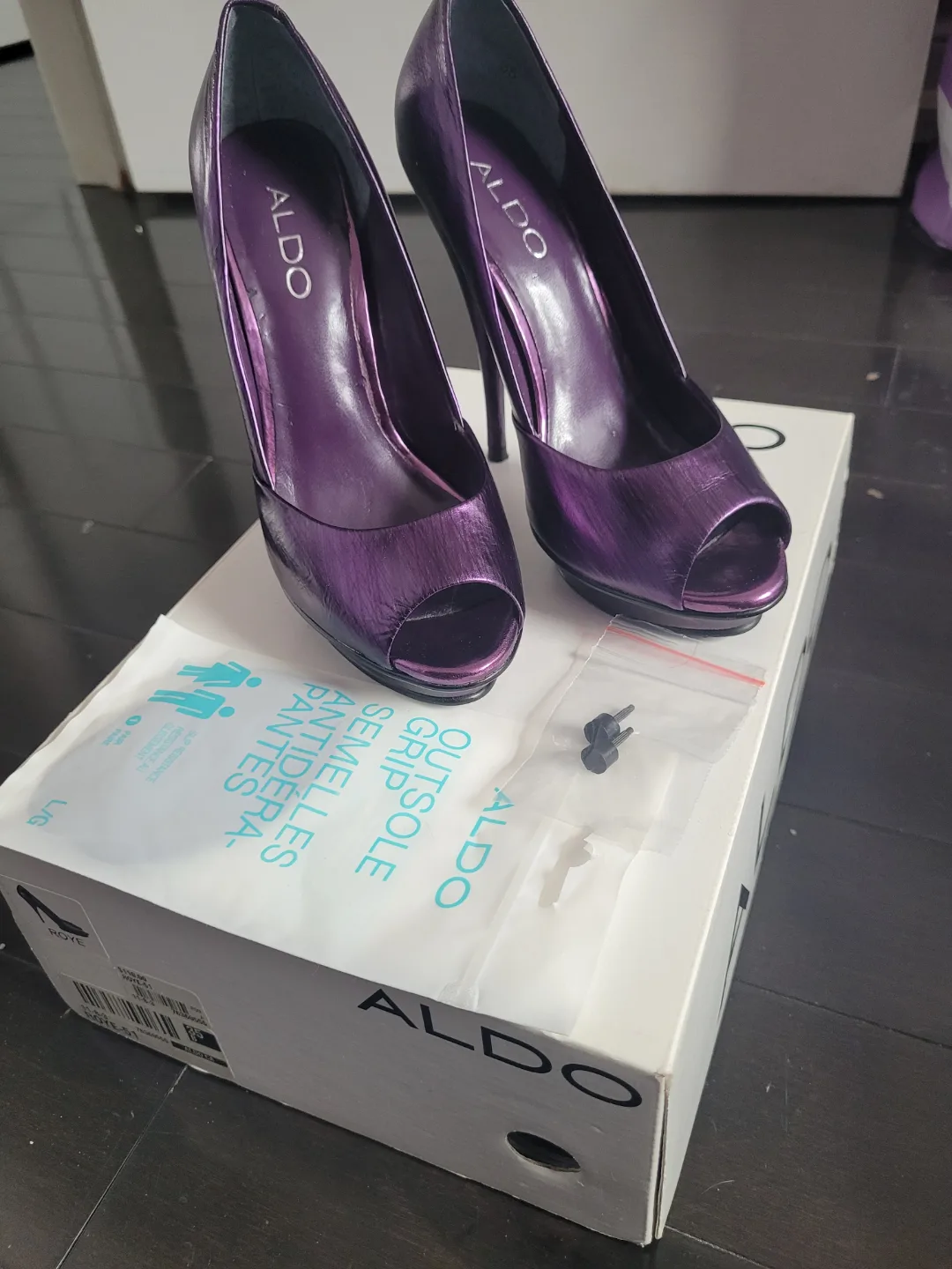 Aldo Purple Peep Toe Heels Size 35 image indicator(2)