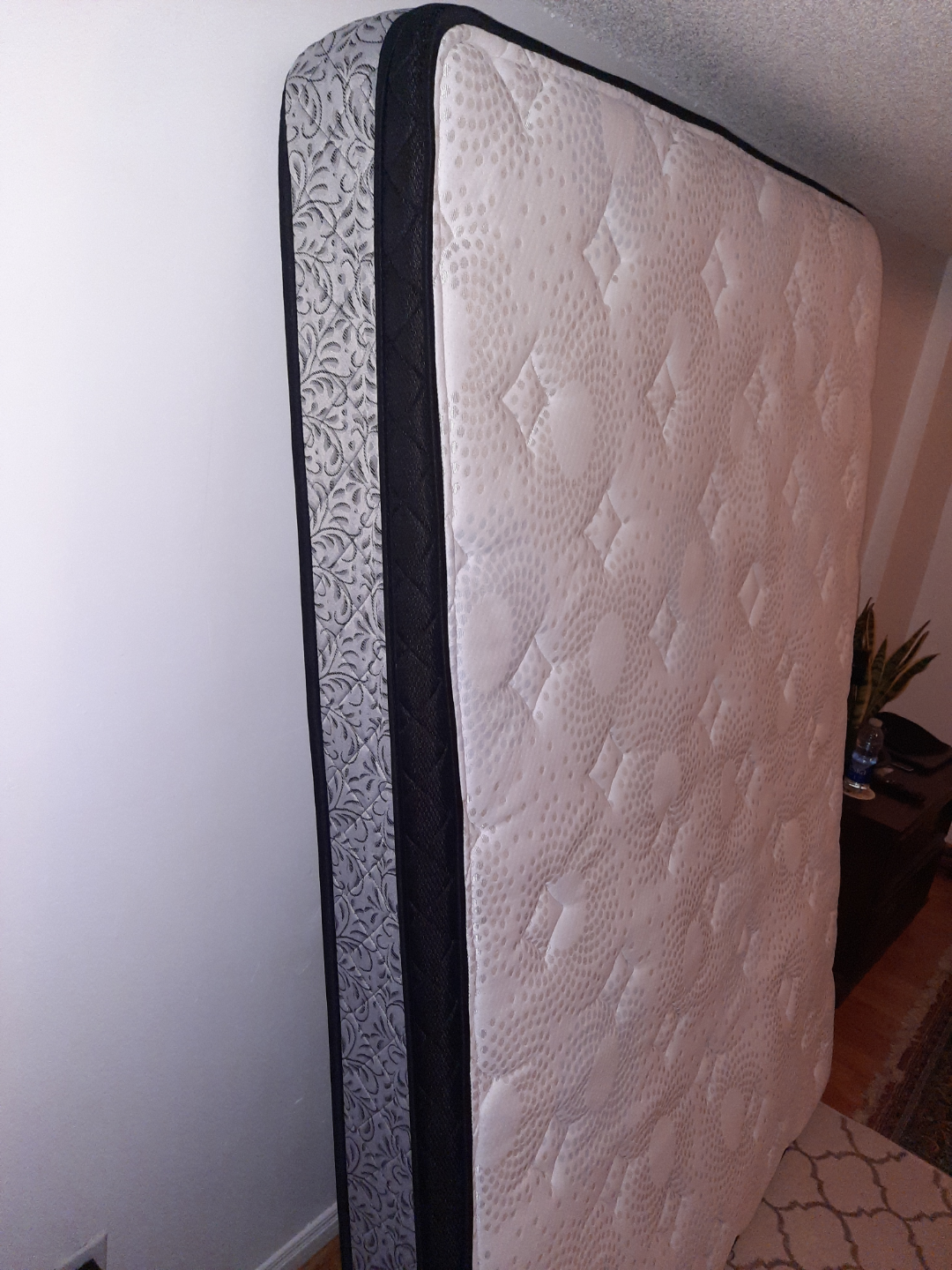 Huron 2.0 Full size Mattress - photo 4
