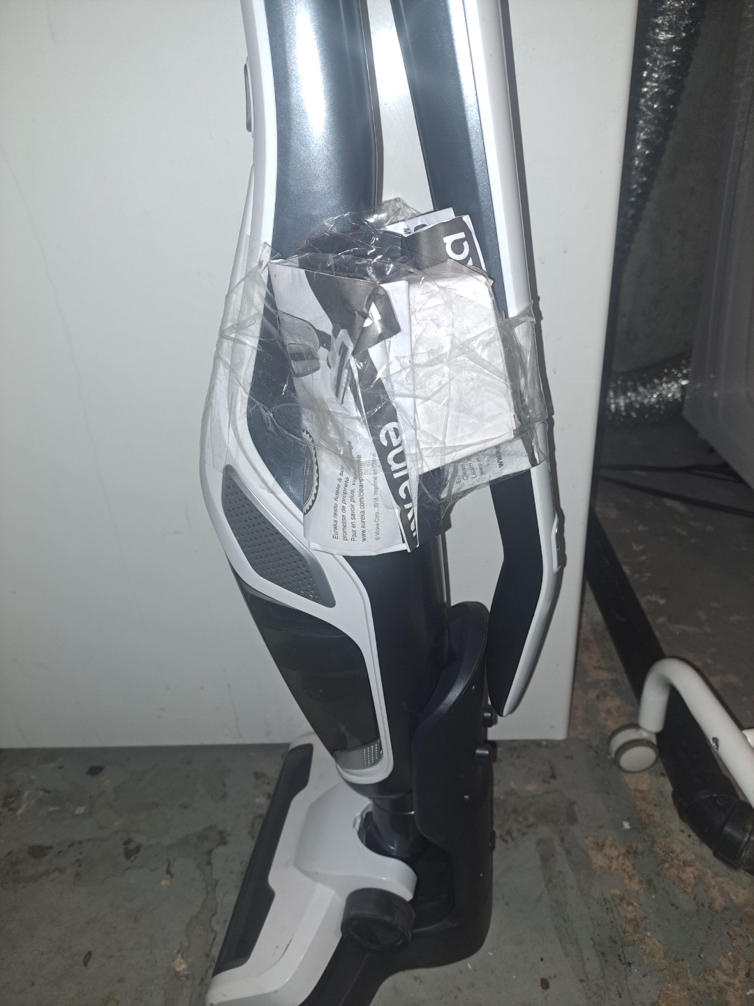 Eureka Lightspeed Cordless Stick Vacuum - photo 2