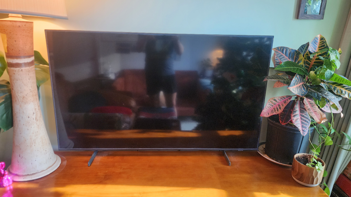 Mid-Century Modern TV Stand - photo 3