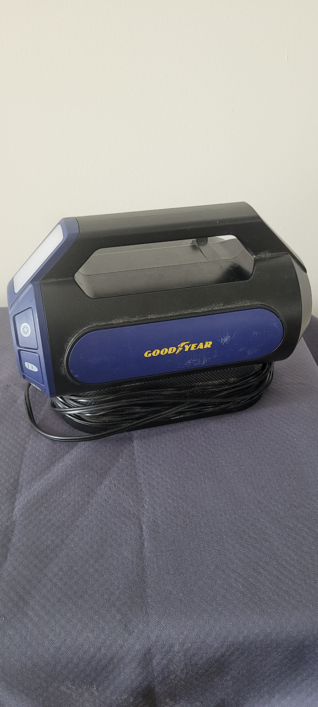 Goodyear Portable Air Compressor - photo 2