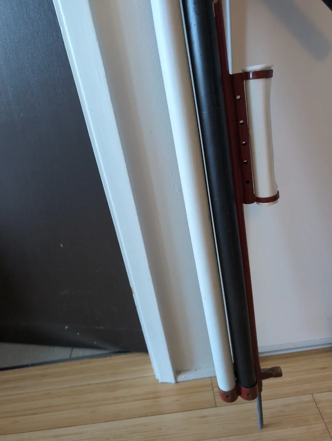 Pitch and Putt Vintage Golf Club Carrier with 2 clubs image indicator(2)