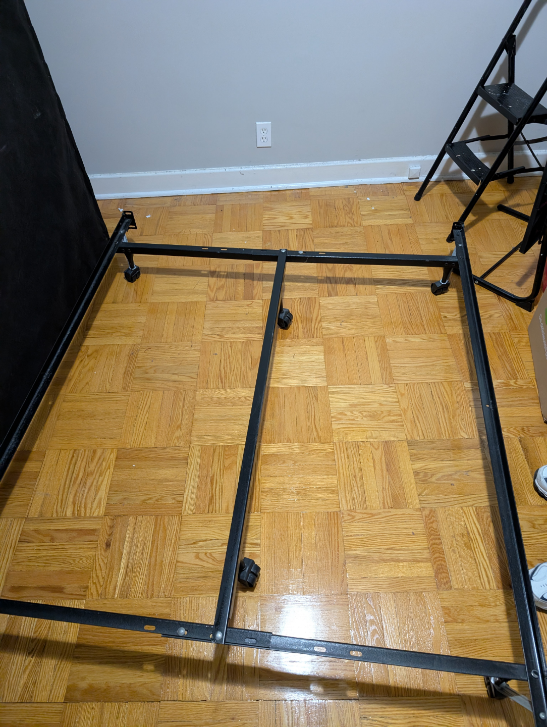 Double Bed Frame with Headboard - photo 4