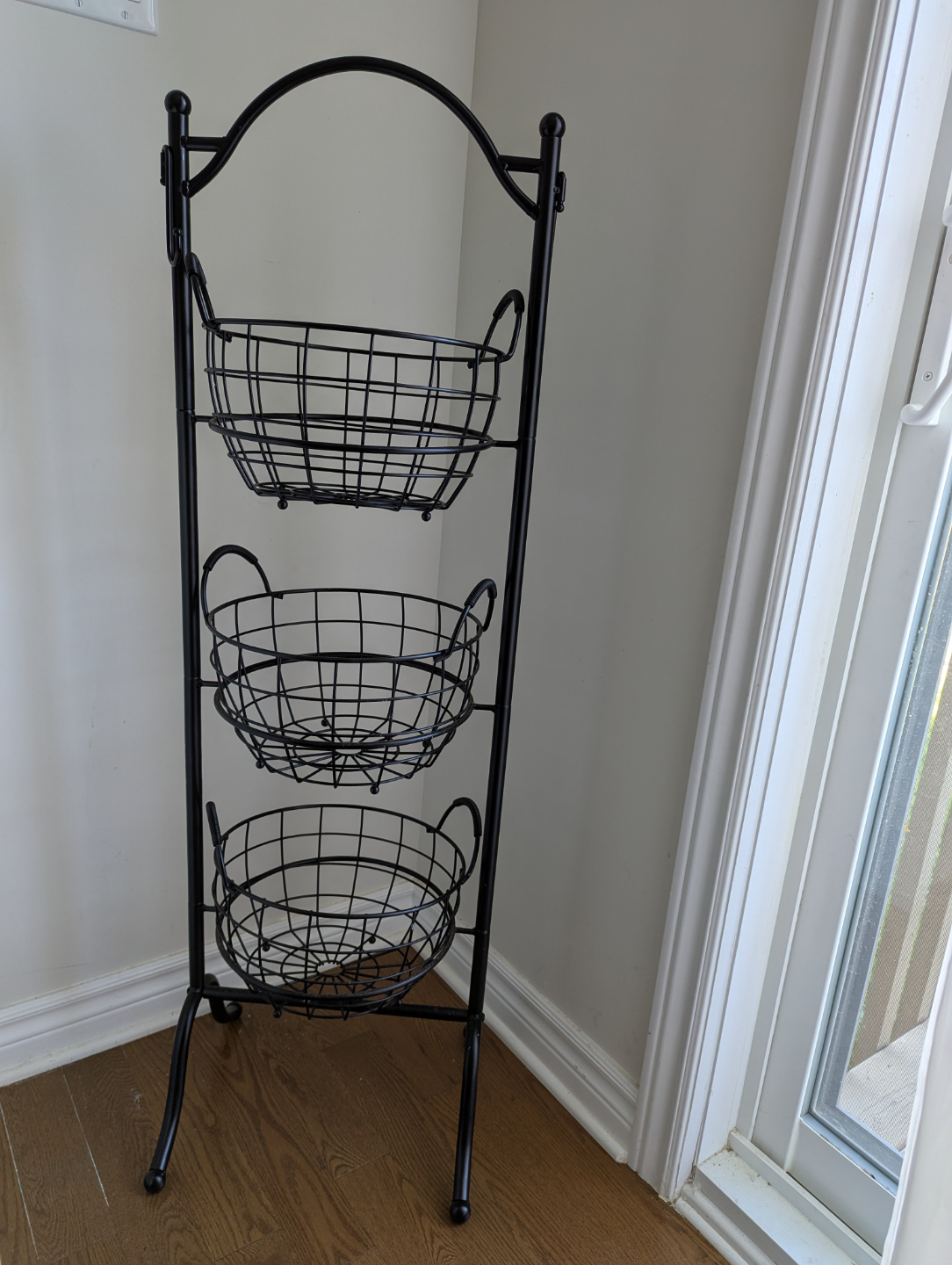 Three-tiered wire basket stand - photo 3