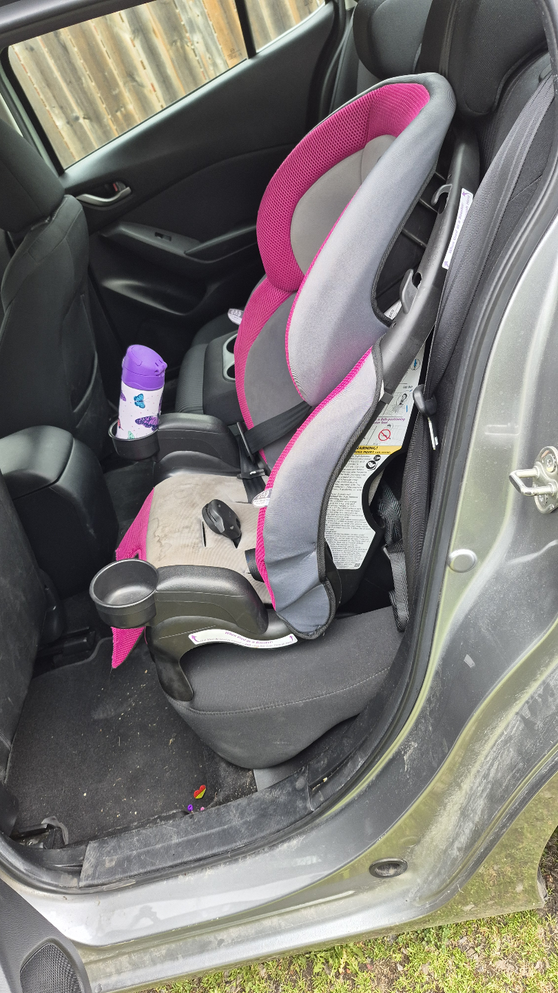 Evenflo Chase 2 in 1 Convertible Car Seat