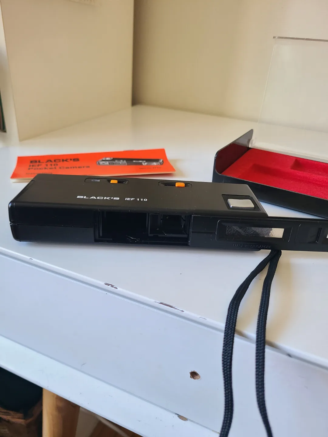 Black's IEF 110 Camera Untested image indicator(7)