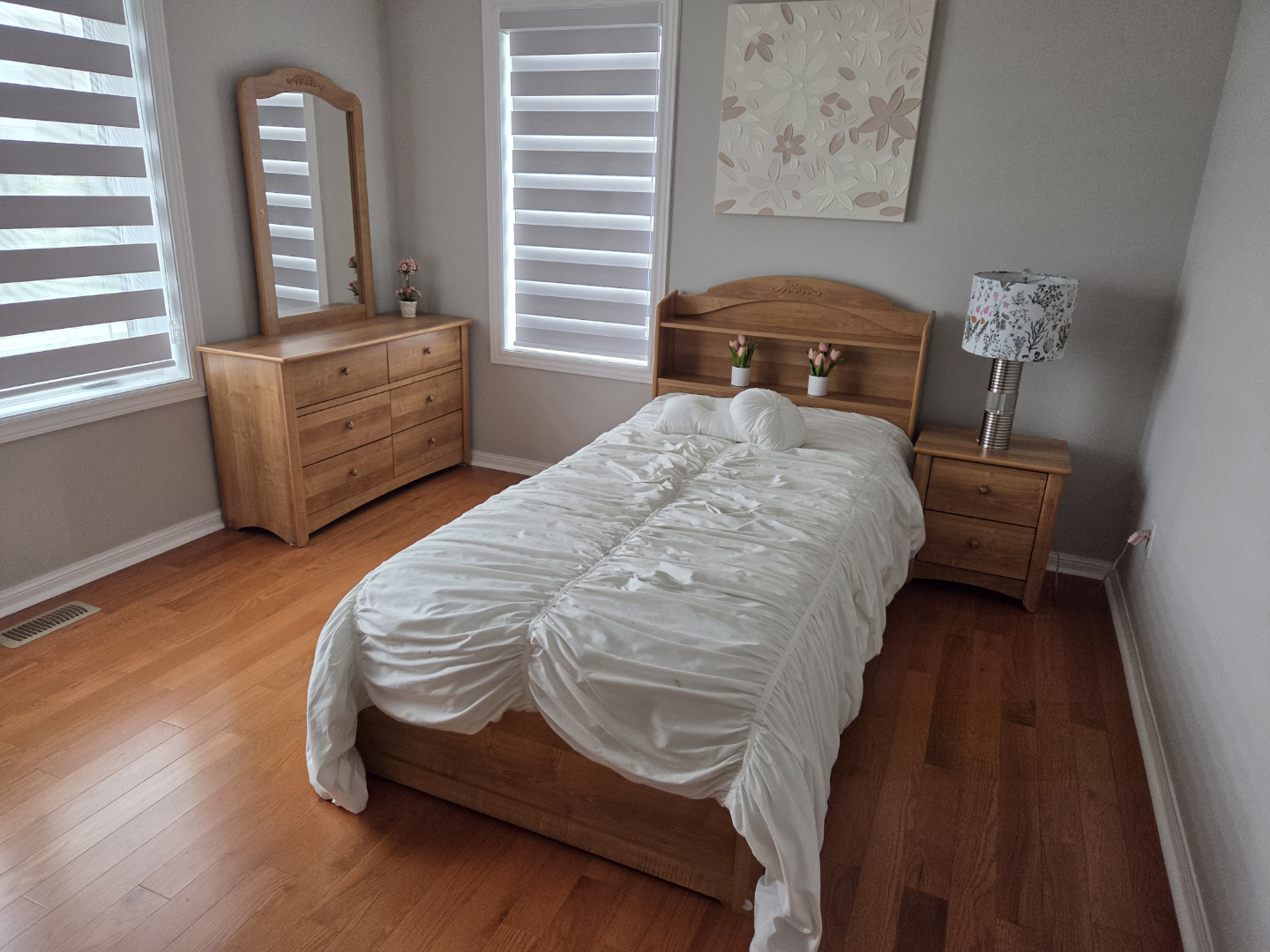 Wooden Bedroom Furniture Set with desk