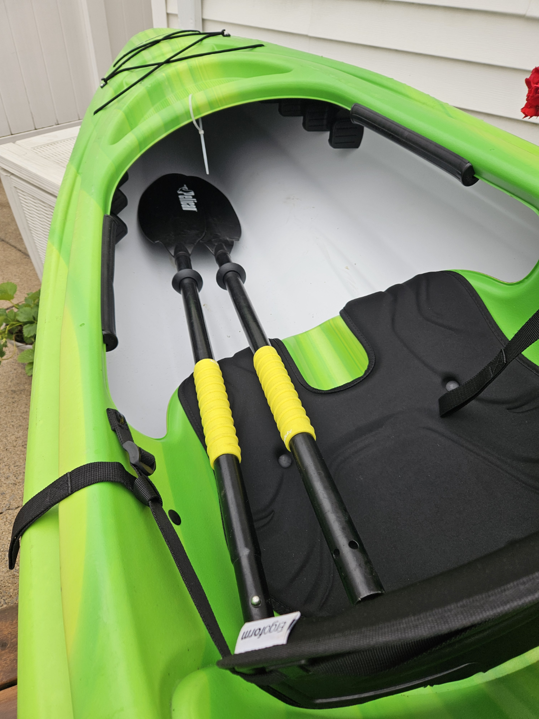 Pelican Kayak - Lime, 10-foot - photo 3