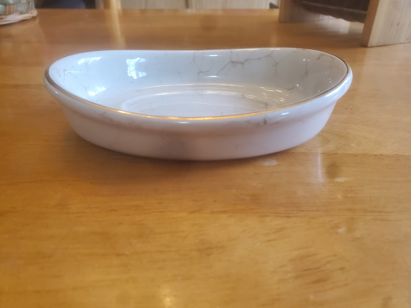 Small White Ceramic Dish with Gold Trim - photo 2