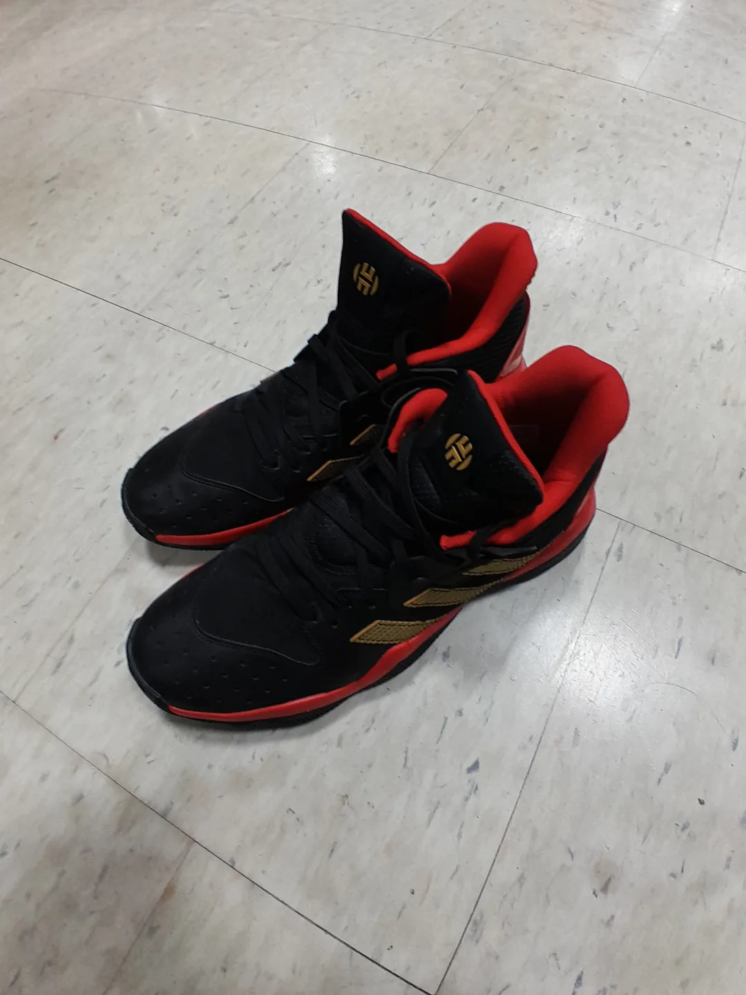 Adidas Harden Vol. 5 Basketball Shoes - Size 10 thumbnail