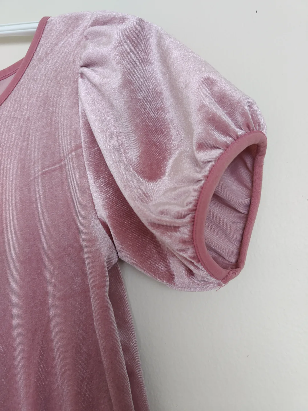 Girls' Pink Velvet Jumpsuit Size 10 image indicator(5)