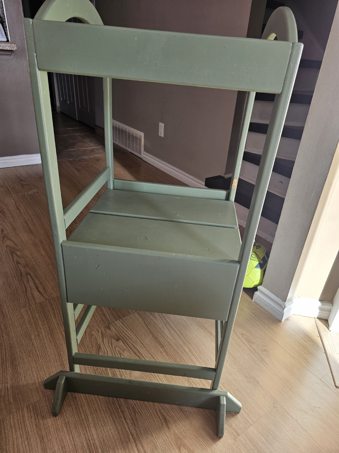 Child's Wooden Learning Tower - Sage Green - photo 3