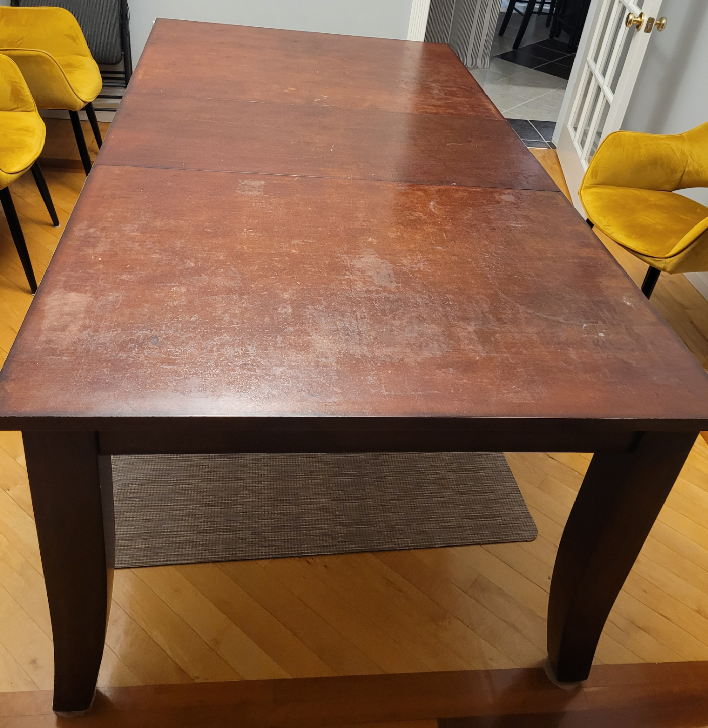 Extendable Dining Table