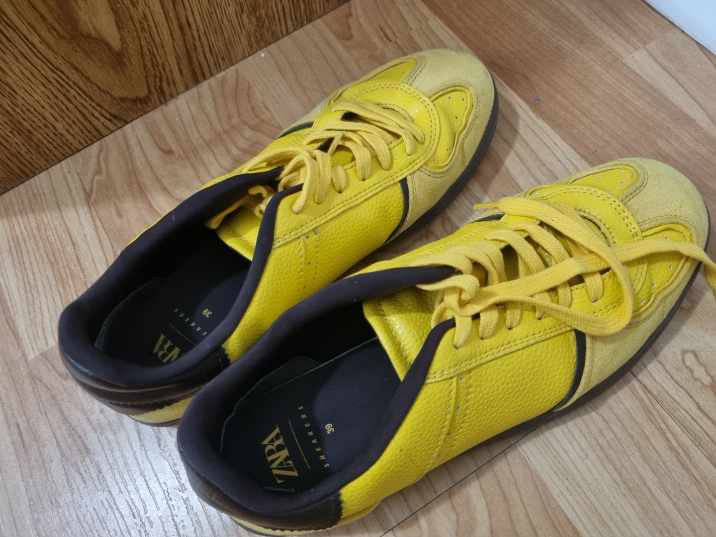 Zara Yellow Sneakers - EUR 39 - photo 3