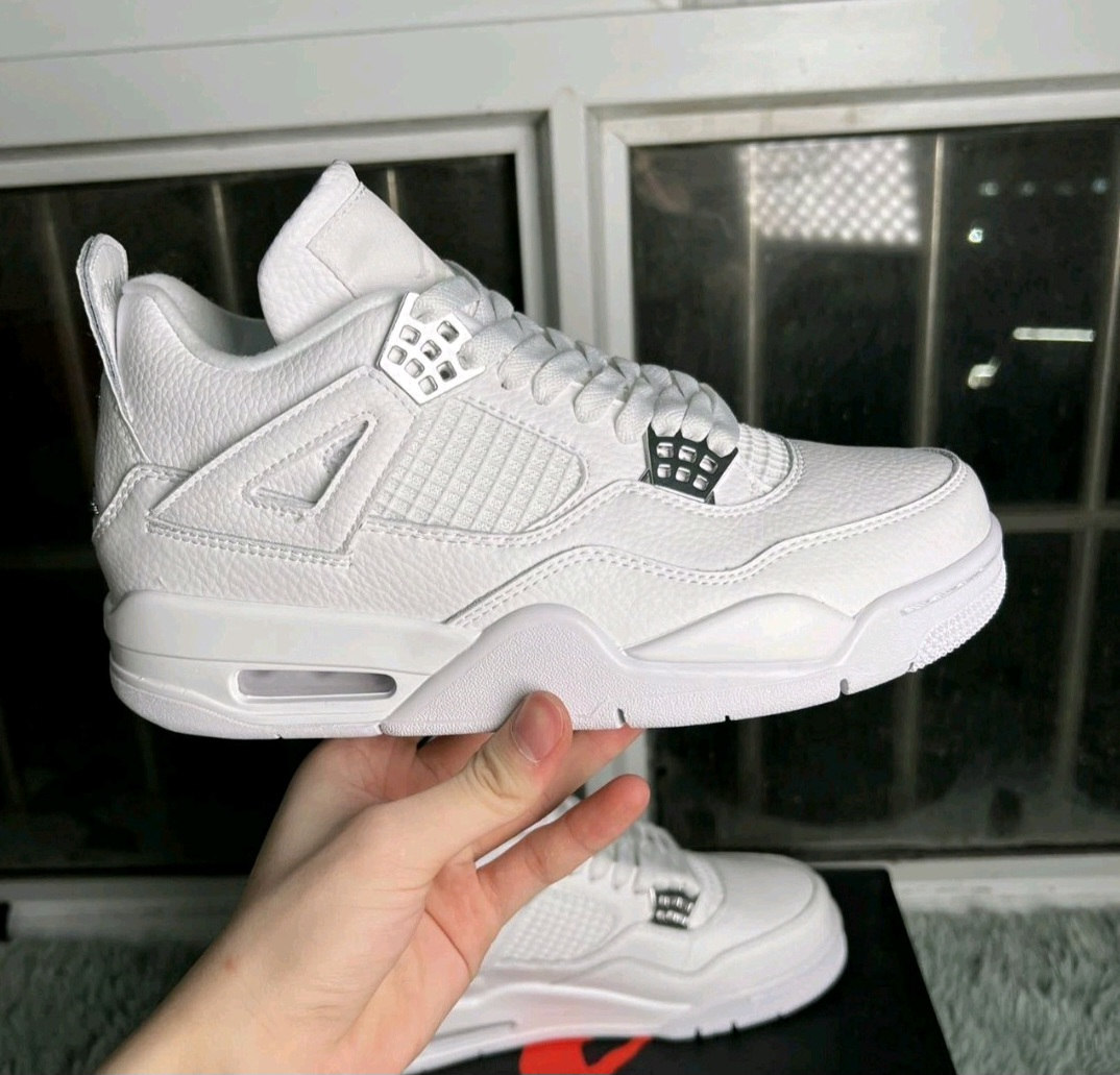 Air Jordan 4 Pure moneys