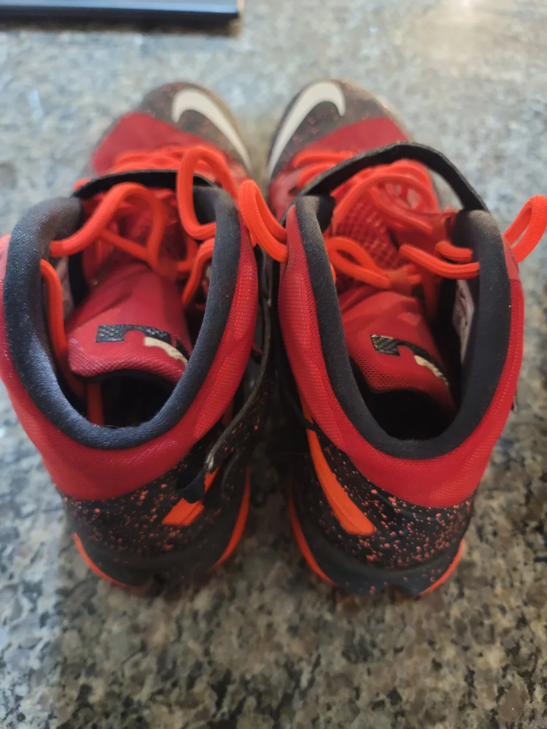 Nike LeBron Soldier 8 Basketball Shoes - University Red Sz 12 image indicator(3)