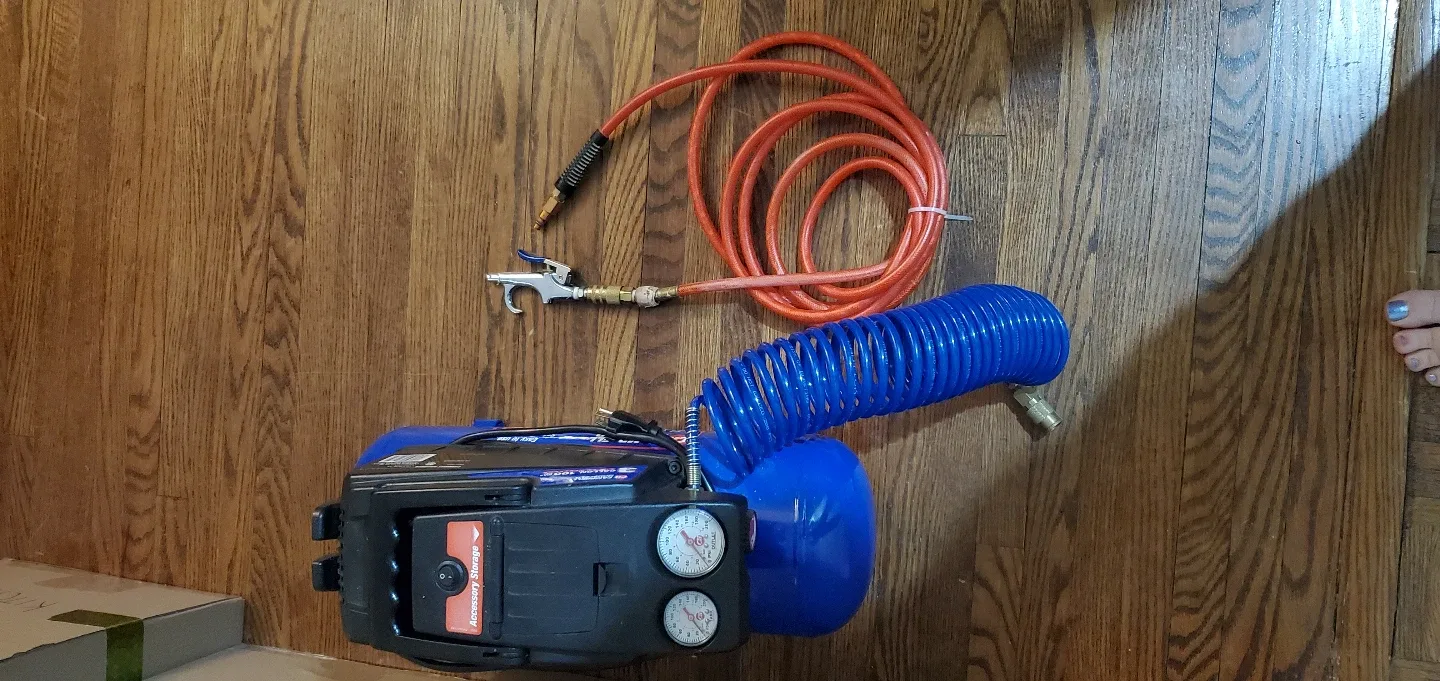 Campbell Hausfeld 3 Gallon Air Compressor image indicator(8)