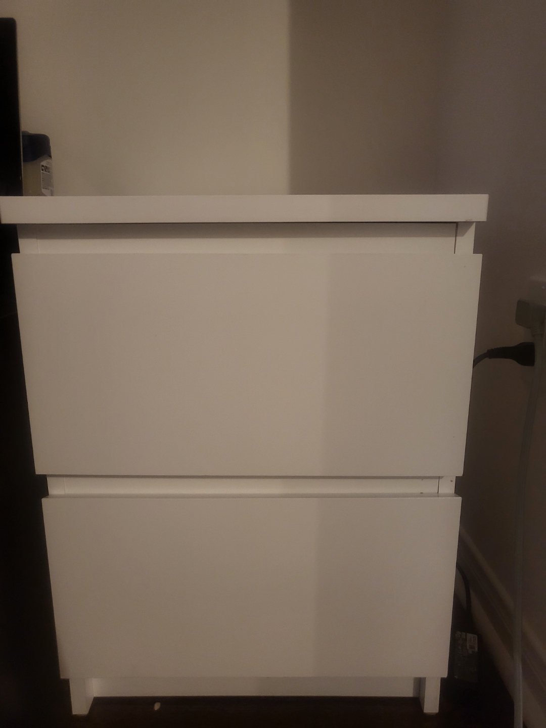 ikea White two-drawer dresser