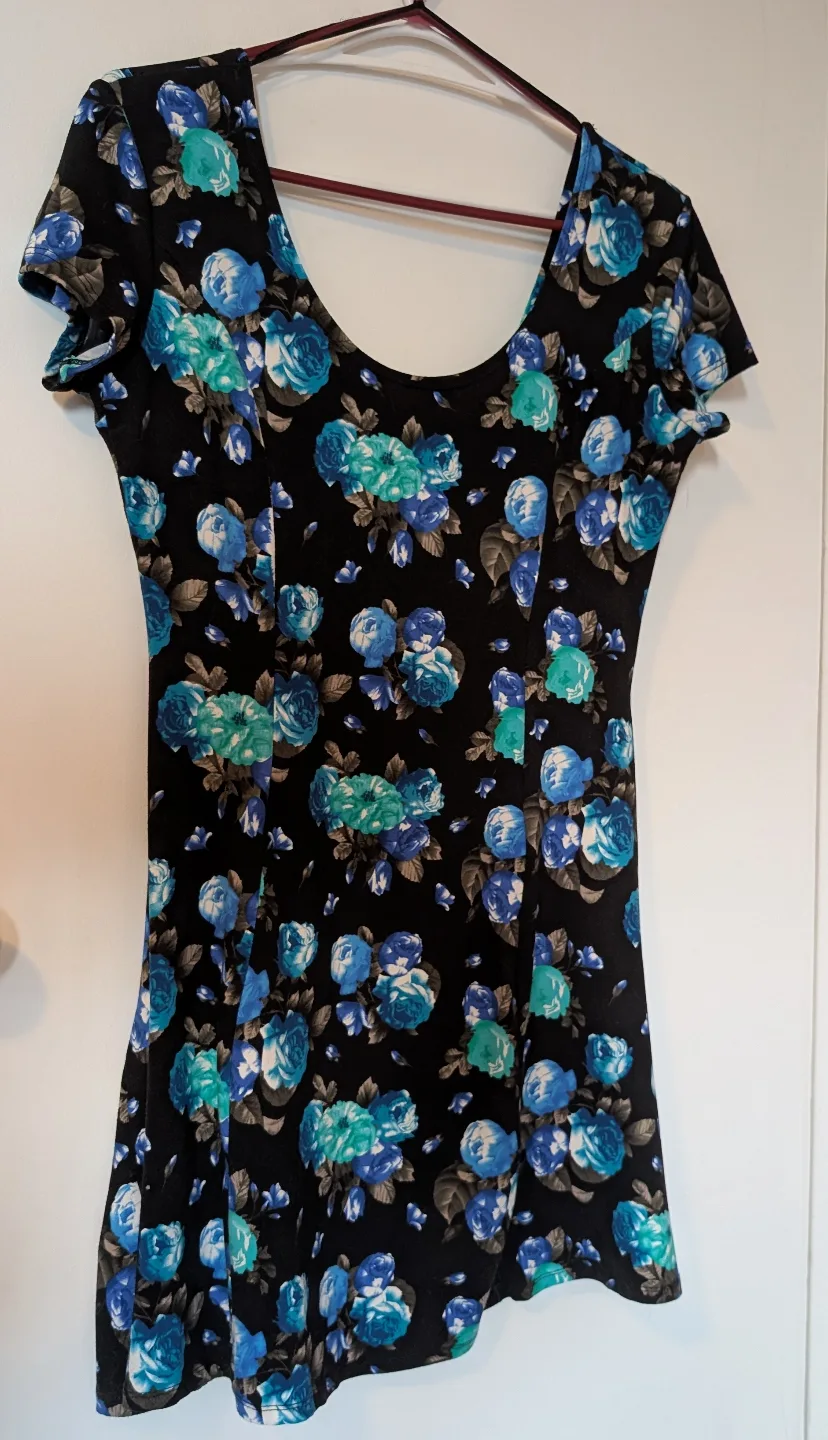 Lily Morgan Floral Fit and Flare Dress - Size Medium thumbnail